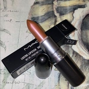 MAC COSMETICS Nude FLES HLIGHT Lustre BNIB Lipstick VERY RARE Discontinued!